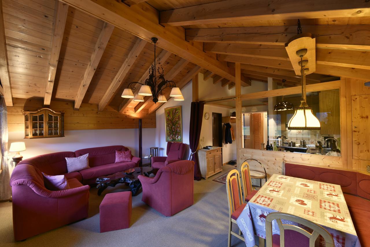 Ferienwohnung Cosy 3.5 pièce à Täsch Exterior foto