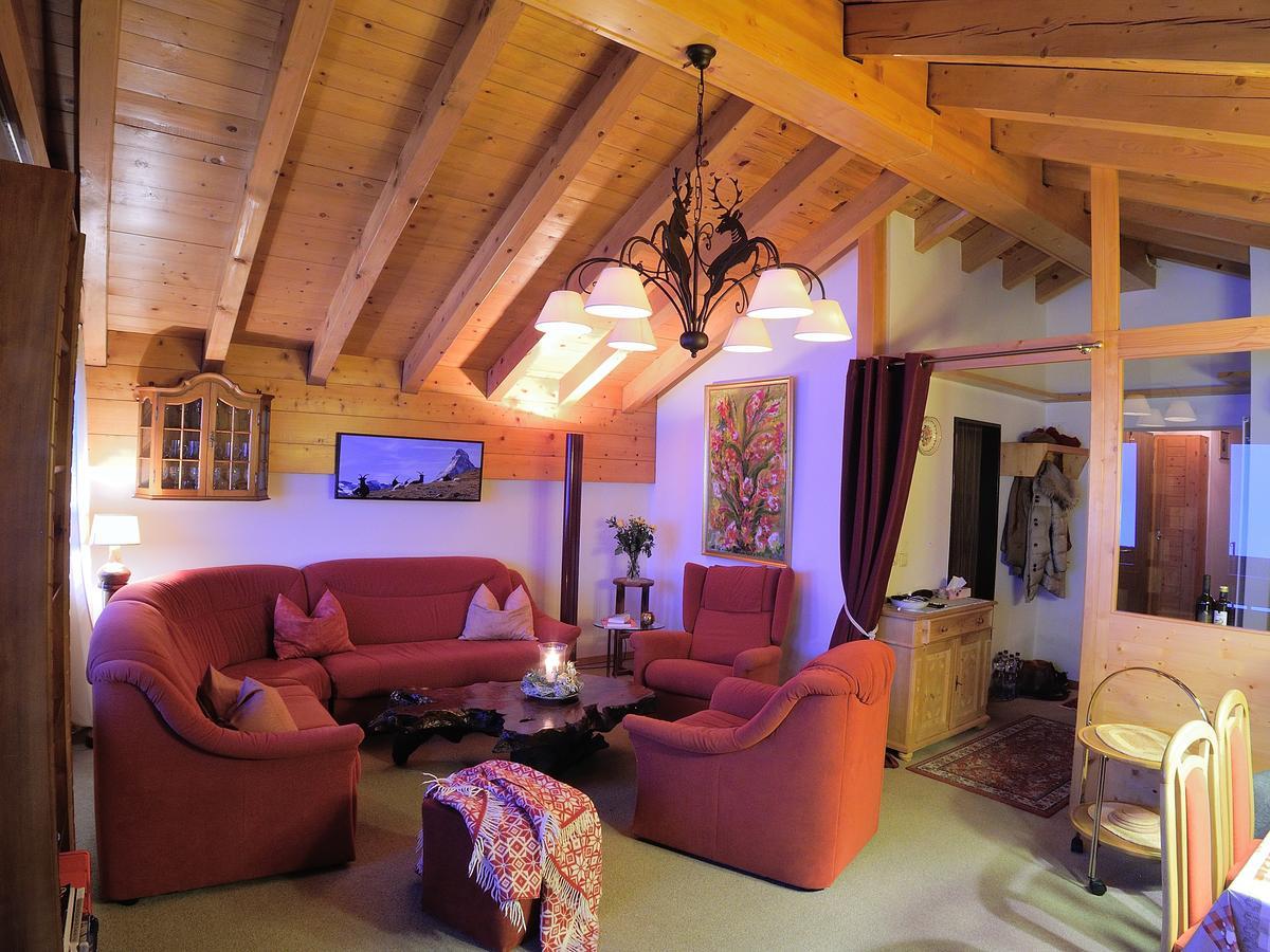 Ferienwohnung Cosy 3.5 pièce à Täsch Exterior foto